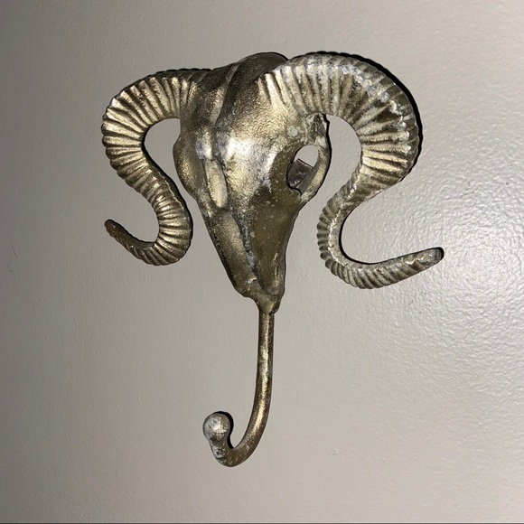Southwestern Decor Bull Skull Wall Hook Mount S - Picture 3 of 8